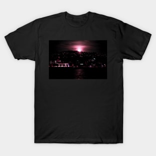 Full moon / Swiss Artwork Photography T-Shirt